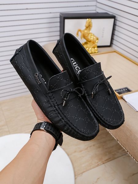 2020 style high-quality dress shoes, men's brand dress shoes pointed men's designer business oxford casual shoes specifications 38, Black
2020 style high-quality dress shoes, men's brand dress shoes pointed men's designer business oxford casual shoes specifications 38, Black