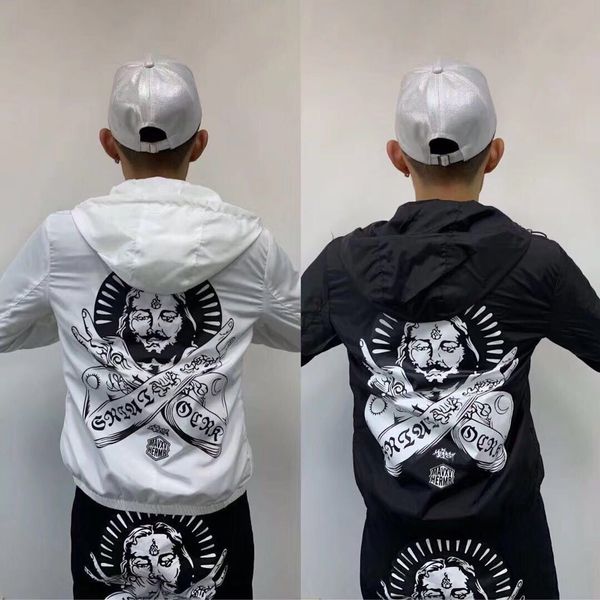 20 years new spirit guy korean fashion jacket mens celebrity celebrity celebrity inspired slim-fit sunscreen printed jacket, White;black
20 years new spirit guy korean fashion jacket mens celebrity celebrity celebrity inspired slim-fit sunscreen printed jacket, White;black