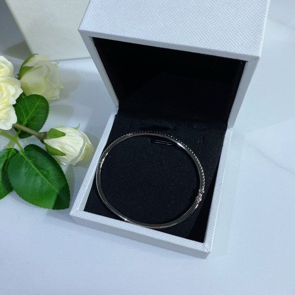 bracelet 925 sterling silver fine row diamond bracelet and noble high-end exquisite gifts for women, Black
bracelet 925 sterling silver fine row diamond bracelet and noble high-end exquisite gifts for women, Black