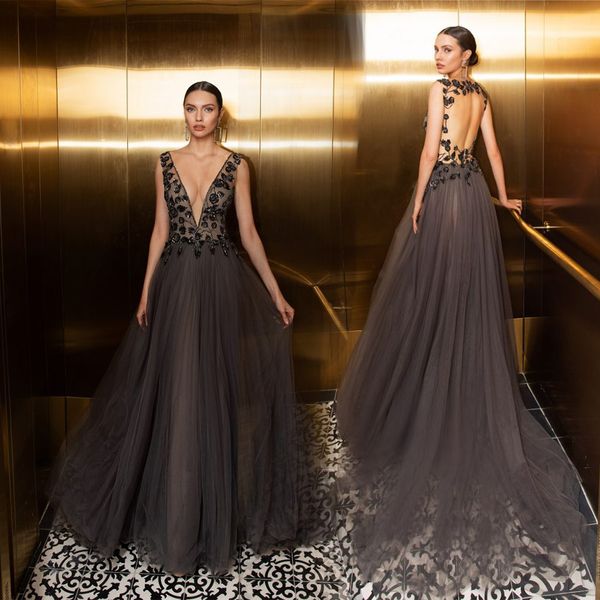 modest juile vino a line prom dress spaghetti sleeveless applique backless party dress sweep train robes de soirée, Black
modest juile vino a line prom dress spaghetti sleeveless applique backless party dress sweep train robes de soirée, Black
