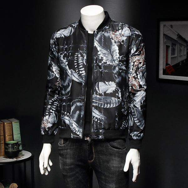 2020 brand mens bomber jacket thin men baseball jackets styles printing fashion casual jacket coat overcoat for male clothing, Black;brown
2020 brand mens bomber jacket thin men baseball jackets styles printing fashion casual jacket coat overcoat for male clothing, Black;brown