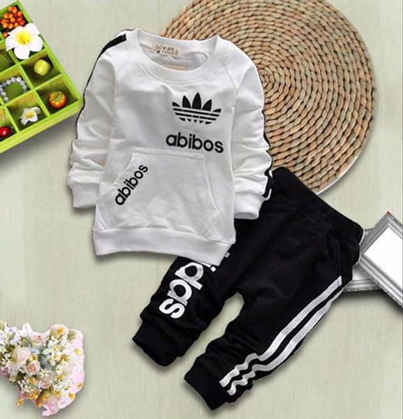 baby boys and girls suit brand tracksuits 2 kids clothing set sell fashion spring autumn children's dresses long sleeve, White
baby boys and girls suit brand tracksuits 2 kids clothing set sell fashion spring autumn children's dresses long sleeve, White