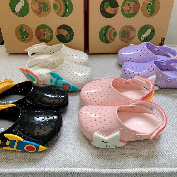 2020 mini melissa girls hole sandals fashion slippers children beach breathable non-slippery summer sandal, Black;red
2020 mini melissa girls hole sandals fashion slippers children beach breathable non-slippery summer sandal, Black;red