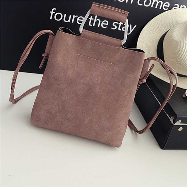 women's bucket bag casual pu leather soft portable shoulder diagonal clutch bag solid color simple ladies handbags
women's bucket bag casual pu leather soft portable shoulder diagonal clutch bag solid color simple ladies handbags