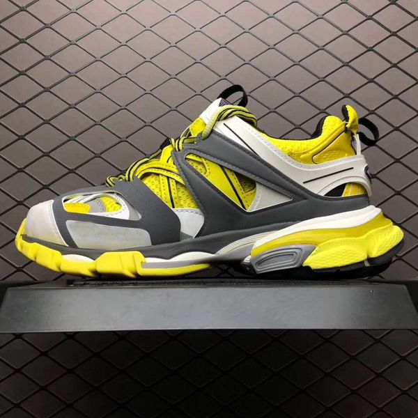 2019 men women casual shoes track 3.0 sneakers tess men black low track 3m triple s shoes outdoor casual shoes designer clunky l14
2019 men women casual shoes track 3.0 sneakers tess men black low track 3m triple s shoes outdoor casual shoes designer clunky l14