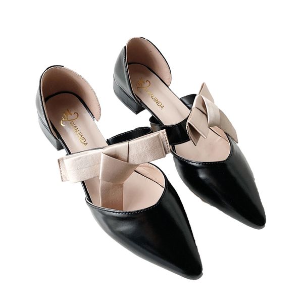 2020 spring and summer new fashion pointed pointed low-heeled shoes wild bow hollow sweet shoes women, Black
2020 spring and summer new fashion pointed pointed low-heeled shoes wild bow hollow sweet shoes women, Black