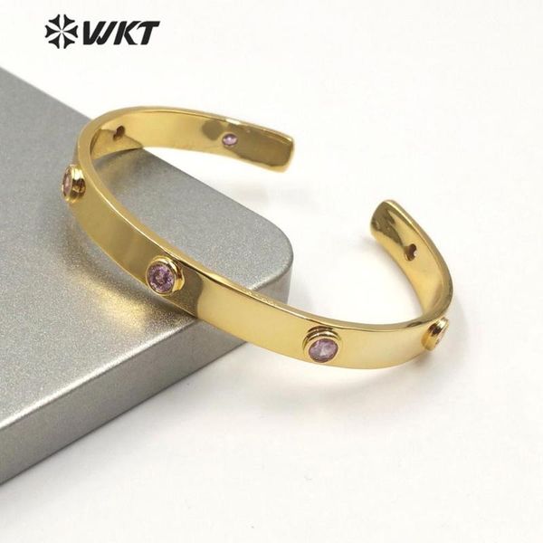 wt-mb117 fashion woman brass bangle gold electroplated with micropave cz stone adjustable size amazing gift for her, Black
wt-mb117 fashion woman brass bangle gold electroplated with micropave cz stone adjustable size amazing gift for her, Black