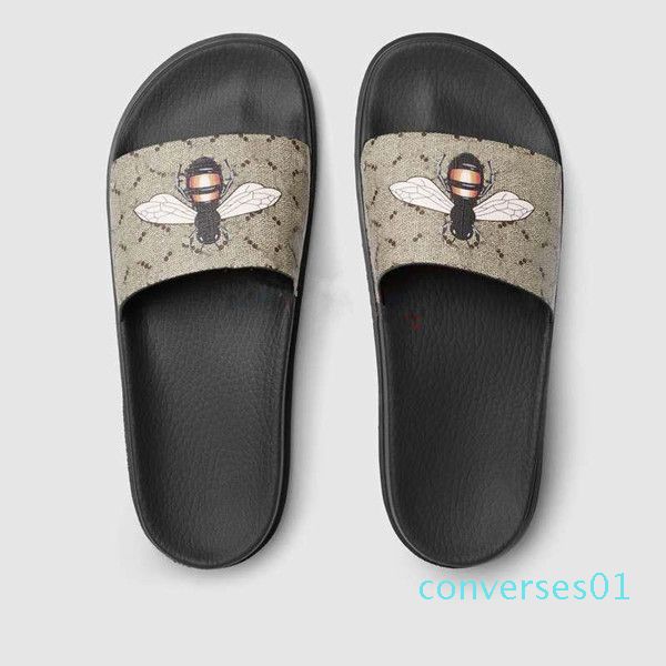 luxury slide summer fashion wide flat slippery with thick sandals slipper men women sandals designer shoes flip flops slipper 36-45 co01, Black
luxury slide summer fashion wide flat slippery with thick sandals slipper men women sandals designer shoes flip flops slipper 36-45 co01, Black