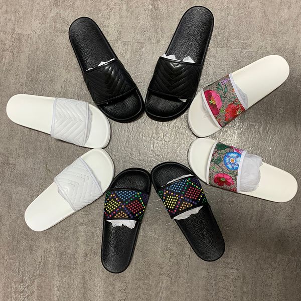 men women slide sandals chaussures shoes slippers pearl snake print men slipper flip flops women striped beach causal slipper with box, Black
men women slide sandals chaussures shoes slippers pearl snake print men slipper flip flops women striped beach causal slipper with box, Black