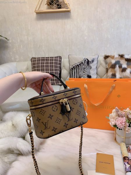 new shoulder tote multi function bag fashion women high-capacity leather messenger bag
new shoulder tote multi function bag fashion women high-capacity leather messenger bag