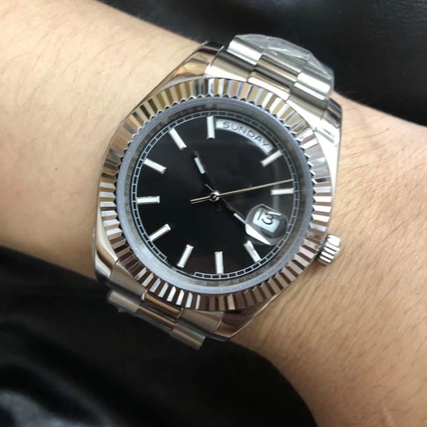 u1 automatic movement day date double big date black dial stainless band male clock ng, Slivery;brown
u1 automatic movement day date double big date black dial stainless band male clock ng, Slivery;brown