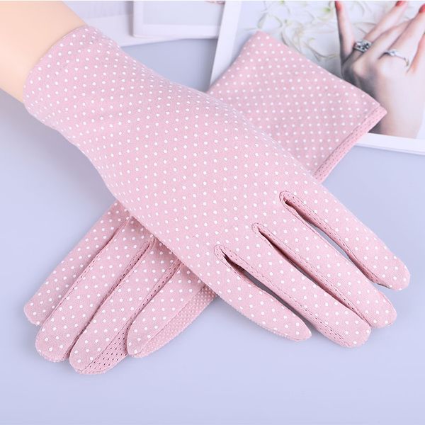 outdoor cycling non-slip breathable ladies gloves spot summer thin uv protection sun gloves, Blue;gray
outdoor cycling non-slip breathable ladies gloves spot summer thin uv protection sun gloves, Blue;gray