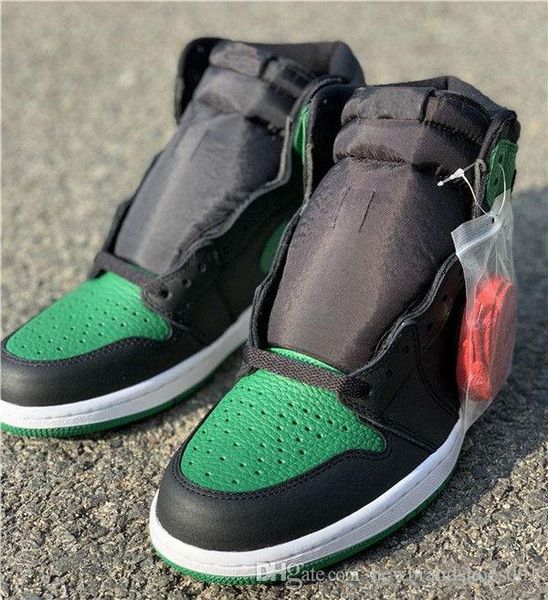 2019 wholesale 1 high og pine green men basketball designer shoes sneakers sports outdoor trainers running mans trainers outdoors shoes
2019 wholesale 1 high og pine green men basketball designer shoes sneakers sports outdoor trainers running mans trainers outdoors shoes