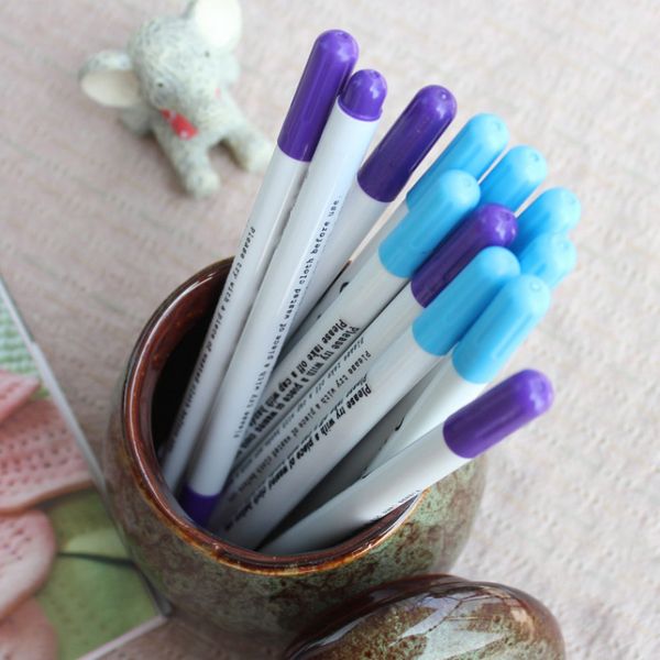4 pcs/lot patchwork needlework water erasable pens fabric markers soluble cross stitch chalk tool pencil sewing accessories, Black
4 pcs/lot patchwork needlework water erasable pens fabric markers soluble cross stitch chalk tool pencil sewing accessories, Black