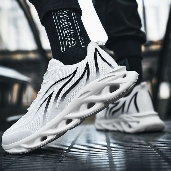men sneakers flame series running shoes men summer new breathable hollow damping care knee high-quality athietic sneakers 2020
men sneakers flame series running shoes men summer new breathable hollow damping care knee high-quality athietic sneakers 2020