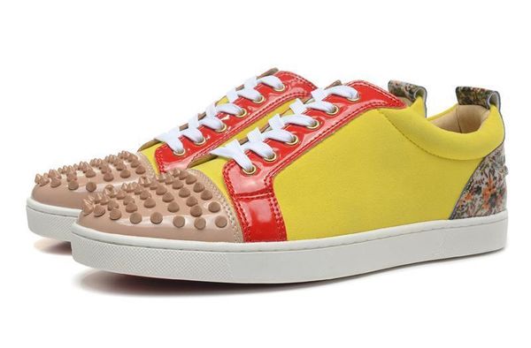 2019 дизайнерские кроссовки с низким вырезом повседневная обувь шипы квартиры обувь для мужчин и женщин кожаные кроссовки партия роскошные т, Black 
2019 дизайнерские кроссовки с низким вырезом повседневная обувь шипы квартиры обувь для мужчин и женщин кожаные кроссовки партия роскошные т, Black