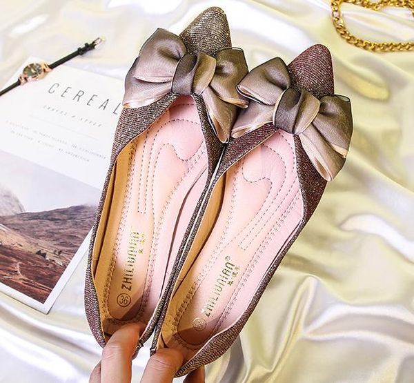 2019 women's shoes in spring and autumn with new style flat bottom pointed end bowknot sequined cloth @2406, Black
2019 women's shoes in spring and autumn with new style flat bottom pointed end bowknot sequined cloth @2406, Black