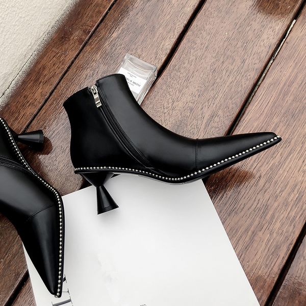 women ankle boots woman shoes cow genuine leather high spike heels zipper pointed toe rivets 34-43 2018 new fashion sb153, Black
women ankle boots woman shoes cow genuine leather high spike heels zipper pointed toe rivets 34-43 2018 new fashion sb153, Black