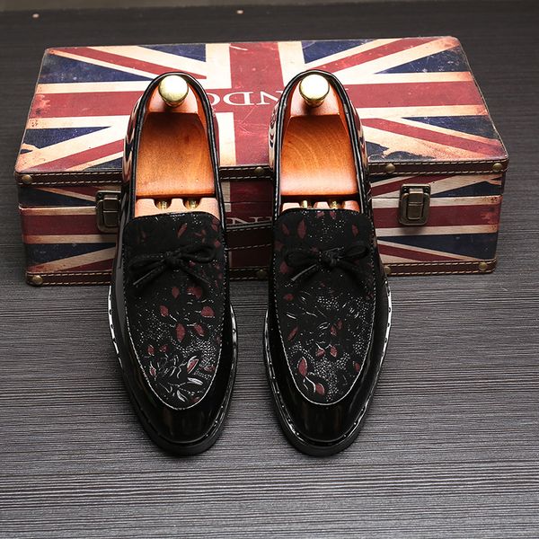 men loafers leather fashion brogue embrodiery designer men dress shoes formal oxfords wedding party men business shoes q-644, Black
men loafers leather fashion brogue embrodiery designer men dress shoes formal oxfords wedding party men business shoes q-644, Black