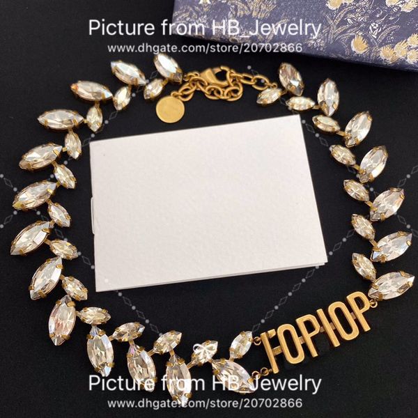 2020 fashion brand have stamps designer necklace for lady women party wedding lovers gift engagement luxury jewelry for bride with box, Golden;silver
2020 fashion brand have stamps designer necklace for lady women party wedding lovers gift engagement luxury jewelry for bride with box, Golden;silver