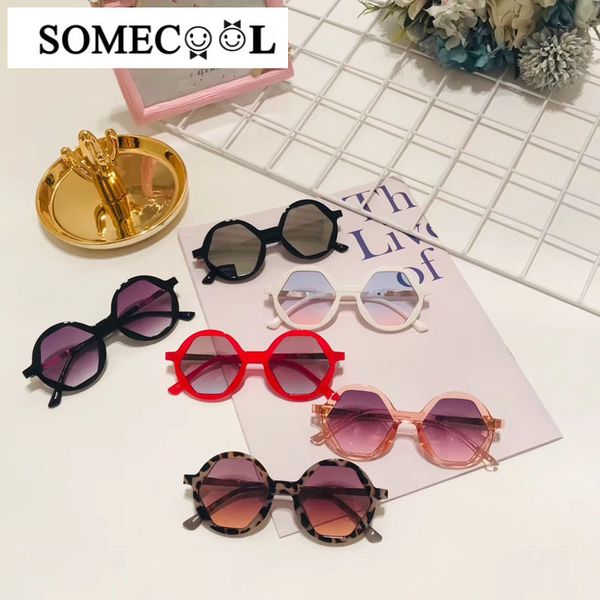 2020 new kids sunglasses fashion child sun glasses brand vintage round eyewear uv400 bpy&girls eye glasses children n505, White;black
2020 new kids sunglasses fashion child sun glasses brand vintage round eyewear uv400 bpy&girls eye glasses children n505, White;black