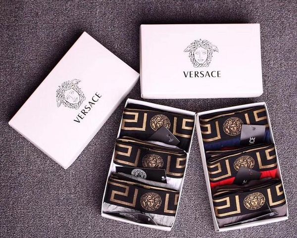 the boxers underwear for men is made of cotton material, which is breathable, soft, fashionable, comfortable and fashionable, Black;white
the boxers underwear for men is made of cotton material, which is breathable, soft, fashionable, comfortable and fashionable, Black;white