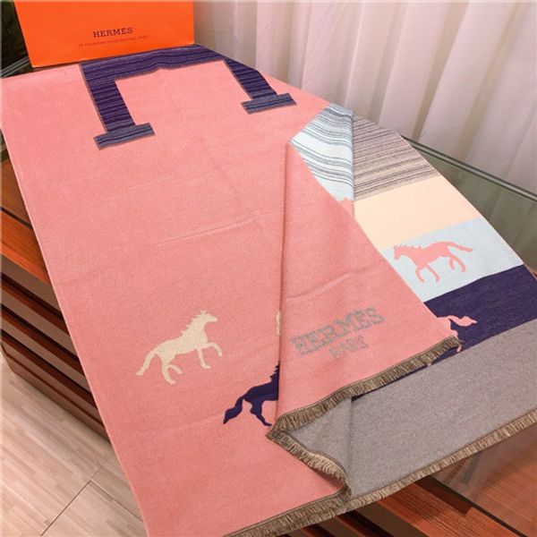 fall / winter 2019 new ladies warm scarf, fashionable wild shawl, luxury scarf, smooth and soft, shiny and soft, warm size: 180x70, Blue;gray
fall / winter 2019 new ladies warm scarf, fashionable wild shawl, luxury scarf, smooth and soft, shiny and soft, warm size: 180x70, Blue;gray