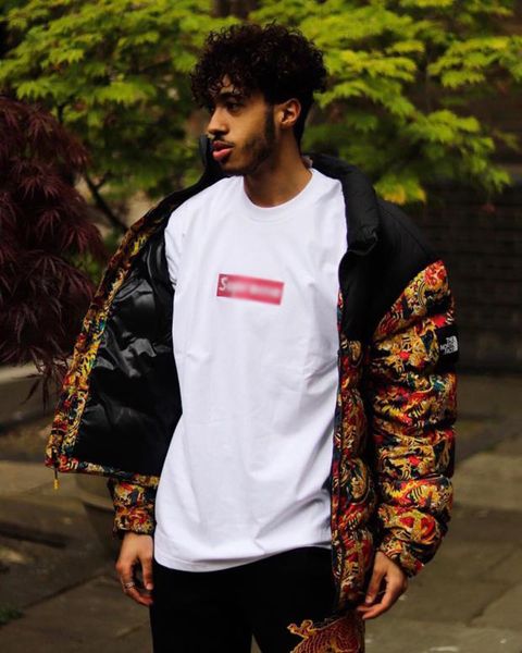 superme women mens designer t shirts off fashion white luxury designer t shirt summer mens tshirt tee couples matching clothes 004
superme women mens designer t shirts off fashion white luxury designer t shirt summer mens tshirt tee couples matching clothes 004