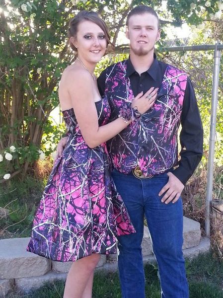 muddy girl camo groom vests custom made camouflage vest groom wear wedding party camo prom, Black
muddy girl camo groom vests custom made camouflage vest groom wear wedding party camo prom, Black