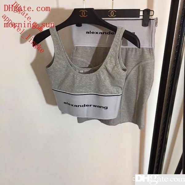 2019 runway women tracksuit solid yoga set patchwork running fitness jogging tank skirt sports suit gym sportswear workout, White 
2019 runway women tracksuit solid yoga set patchwork running fitness jogging tank skirt sports suit gym sportswear workout, White