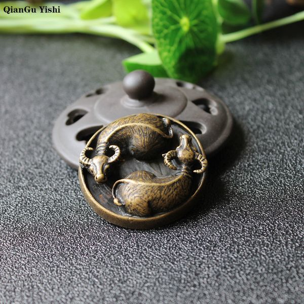 solid brass double cattle gossip cow small ornament copper handmade antique animal statue figurine office desk home decoration, Silver
solid brass double cattle gossip cow small ornament copper handmade antique animal statue figurine office desk home decoration, Silver
