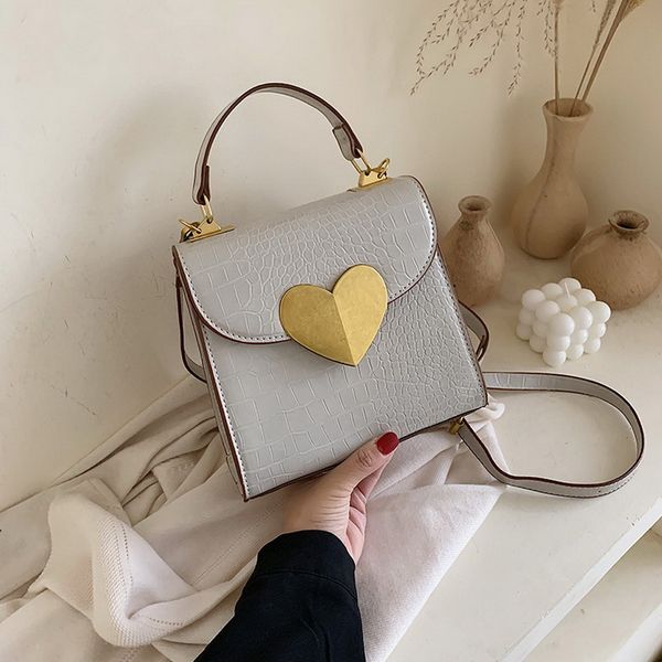 vintage alligator handbags designer women luxury pu leather shoulder crossbody bag small totes casual heart lock purses apricot
vintage alligator handbags designer women luxury pu leather shoulder crossbody bag small totes casual heart lock purses apricot