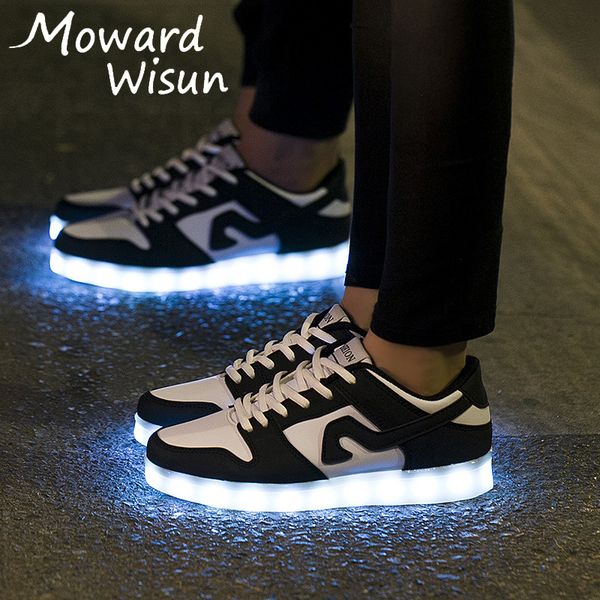 35-45 large size children led shoes for kids boys girls /glowing luminous sneakers with lighted sole women led shoes for adult, Black;red
35-45 large size children led shoes for kids boys girls /glowing luminous sneakers with lighted sole women led shoes for adult, Black;red