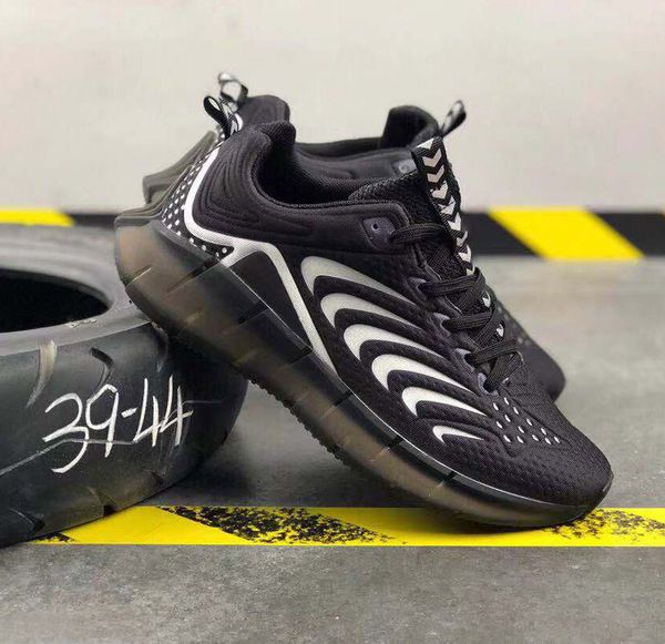 brand designer 3.5 mesh sports shoes men trend running shoes men's breathable md damping non-slip fashion casual sneakers
brand designer 3.5 mesh sports shoes men trend running shoes men's breathable md damping non-slip fashion casual sneakers