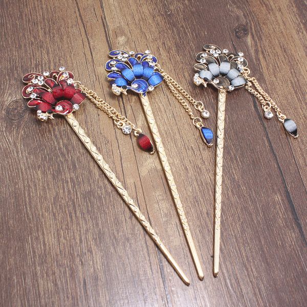 vintage chinese wedding hair accessories blue flower crystal hair sticks rhinestone bridal hairpins chopstick for bridesmaid, White;golden
vintage chinese wedding hair accessories blue flower crystal hair sticks rhinestone bridal hairpins chopstick for bridesmaid, White;golden