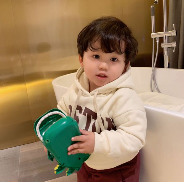 children's hoodies winter new boys and girls three-color letter printing plus velvet plus cotton children's clothing shirt tide, Blue;black
children's hoodies winter new boys and girls three-color letter printing plus velvet plus cotton children's clothing shirt tide, Blue;black