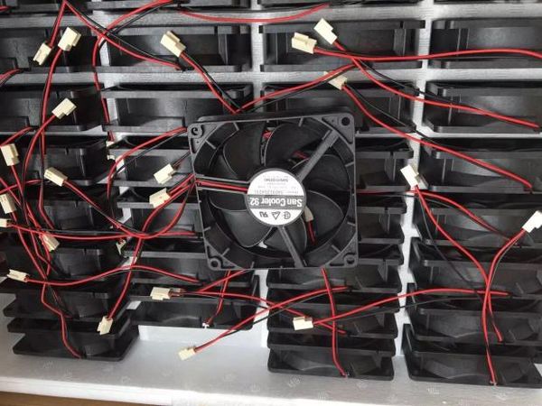 wholesale german original sanyo 9a0912g401 9cm 9025 12v 0.39a cooling fan
wholesale german original sanyo 9a0912g401 9cm 9025 12v 0.39a cooling fan