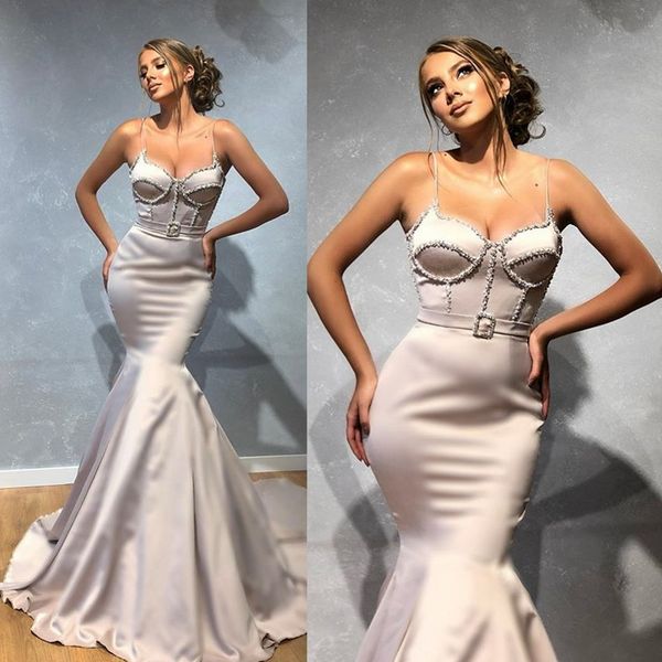 2020 новые вечерние платья сексуальные бретельки спинки русалка атласные платья выпускного вечера развертки поезд формальное сладкое 16 вече, Black;red
2020 новые вечерние платья сексуальные бретельки спинки русалка атласные платья выпускного вечера развертки поезд формальное сладкое 16 вече, Black;red