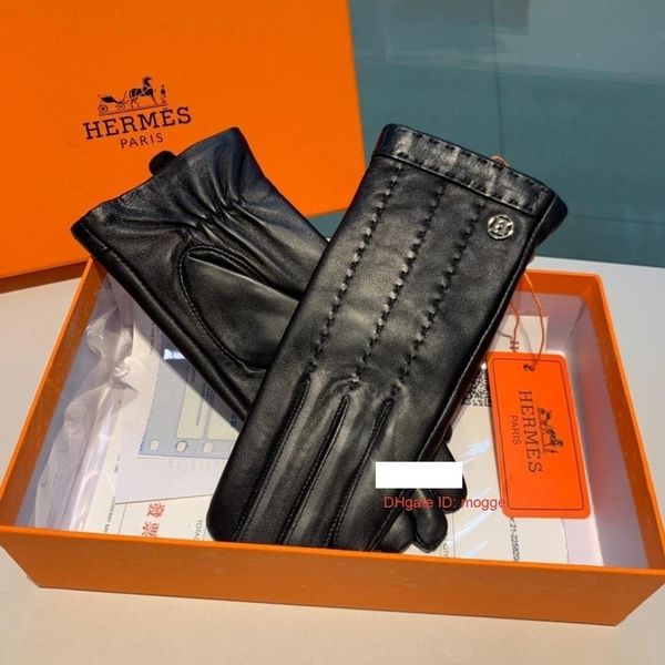 2019 year of women warm and velvet thick winter warm five finger gloves ladies leather cotton gloves, Blue;gray
2019 year of women warm and velvet thick winter warm five finger gloves ladies leather cotton gloves, Blue;gray
