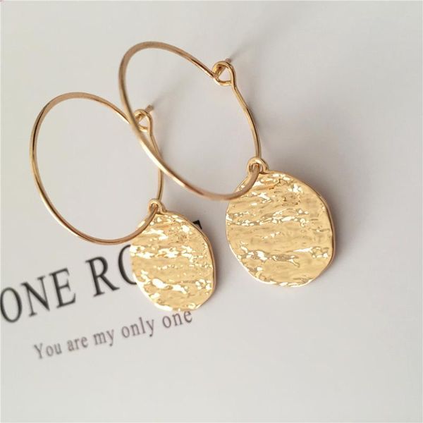 simple designed hoop earrings gold color water surface round disk with thin hoop earrings for women casual wearing, Golden;silver
simple designed hoop earrings gold color water surface round disk with thin hoop earrings for women casual wearing, Golden;silver