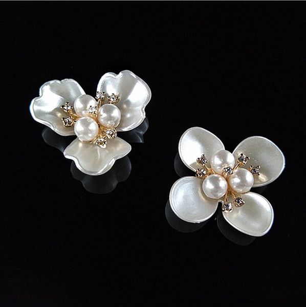 10pcs/lot alloy rhinestone buttons shell pearl flower heart jewelry accessories bride bouquet flower diy bag hair material, Blike;white
10pcs/lot alloy rhinestone buttons shell pearl flower heart jewelry accessories bride bouquet flower diy bag hair material, Blike;white
