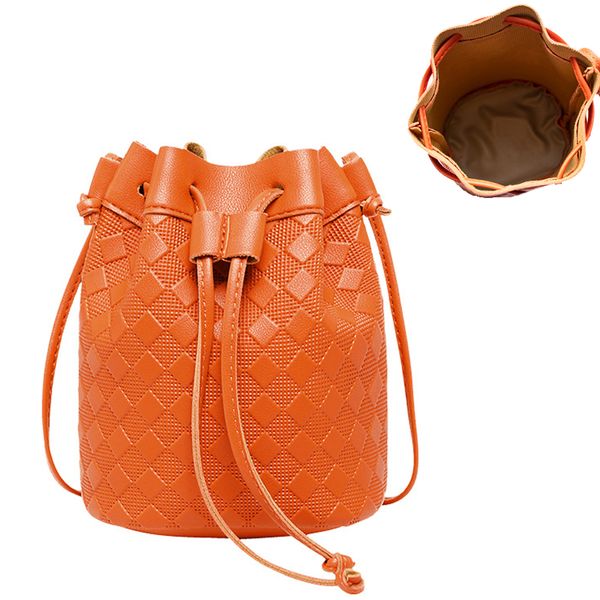 new summer shoulder bag fashion wild lady bucket messenger bag multifunctional leisure handbag travel organizer
new summer shoulder bag fashion wild lady bucket messenger bag multifunctional leisure handbag travel organizer