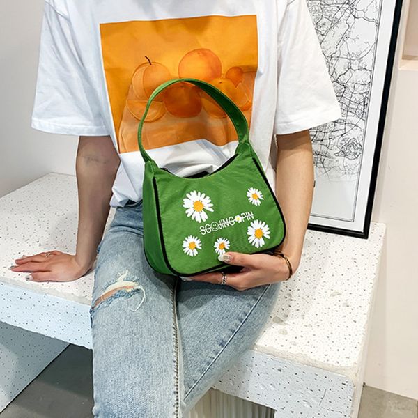 2020 spring women small handbag daisy embroidery tote ladies' vintage underarm bag zipper half moon bags waterproof cloth purse
2020 spring women small handbag daisy embroidery tote ladies' vintage underarm bag zipper half moon bags waterproof cloth purse