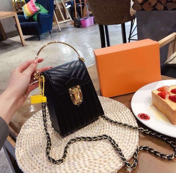 designer handbags gift bag luxury handbag purse women shoulder bags messenger bags for women crossbody leather with box
designer handbags gift bag luxury handbag purse women shoulder bags messenger bags for women crossbody leather with box