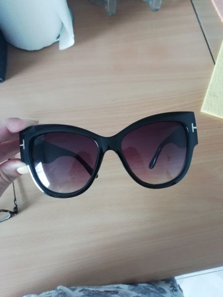 new gradient points cat eye women sunglasses tom high fashion sun glasses female cateyes sunglasses women brand designer oculos, White;black
new gradient points cat eye women sunglasses tom high fashion sun glasses female cateyes sunglasses women brand designer oculos, White;black