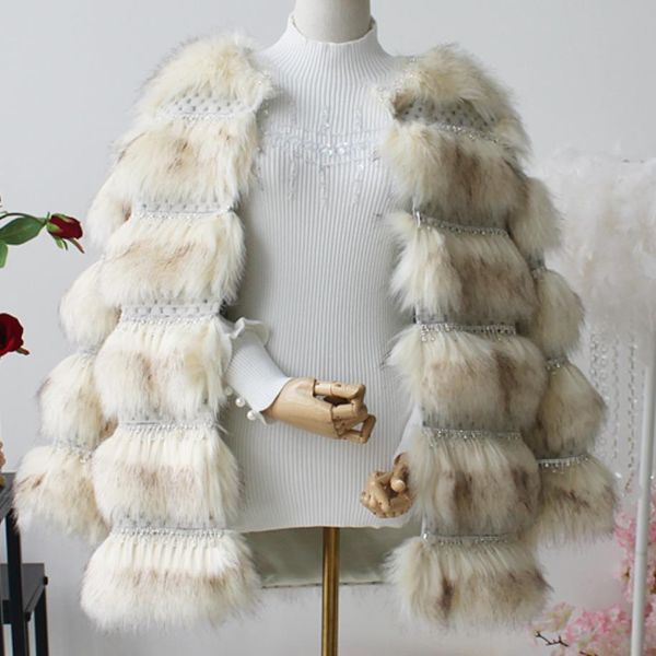2019 winter new fashion flare sleeve o-neck warm heavy diamond thick loose women fur coat, Black
2019 winter new fashion flare sleeve o-neck warm heavy diamond thick loose women fur coat, Black