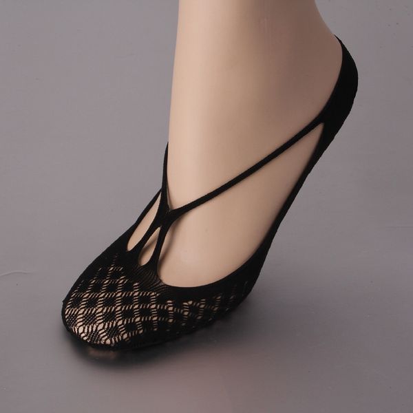 2019 new summer nylon shallow mouth antiskid invisible socks women harajuku cross socks women thin invisible, Black;white
2019 new summer nylon shallow mouth antiskid invisible socks women harajuku cross socks women thin invisible, Black;white