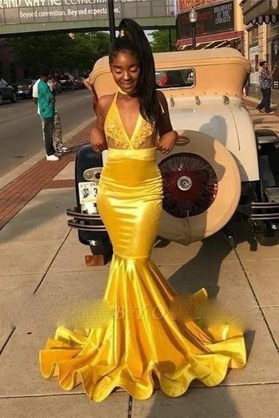 yellow mermaid prom dresses deep v neck long sleeves african lace appliques evening gown black girl formal party dress
yellow mermaid prom dresses deep v neck long sleeves african lace appliques evening gown black girl formal party dress