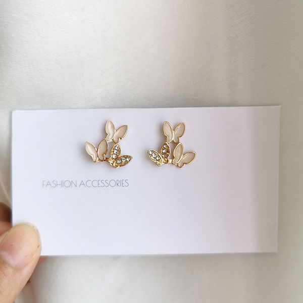 dancing butterfly small butterfly clip on earrings female korean style simple micro-set rhinestone earrings ears clips, Silver
dancing butterfly small butterfly clip on earrings female korean style simple micro-set rhinestone earrings ears clips, Silver