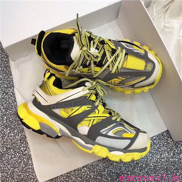 men women casual shoes track 3.0 sneakers tess paris men gomma maille black low track 3m triple s shoes outdoor jogging designer clunky, Black;green
men women casual shoes track 3.0 sneakers tess paris men gomma maille black low track 3m triple s shoes outdoor jogging designer clunky, Black;green